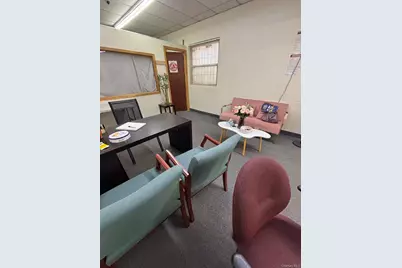 136-85 Roosevelt Avenue #201, Flushing, NY 11354 - Photo 11