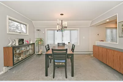 38 Moss Lane, Levittown, NY 11756 - Photo 9