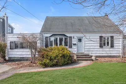120 W 19th Street, Deer Park, NY 11729 - Photo 1