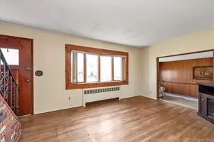 120 W 19th St, Deer Park, NY 11729 - Photo 3