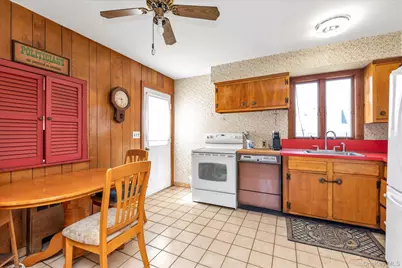 120 W 19th Street, Deer Park, NY 11729 - Photo 7