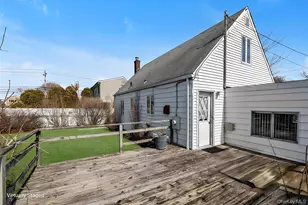 120 W 19th St, Deer Park, NY 11729 - Photo 21