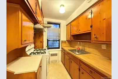 38-15 149 Street #2D, Flushing, NY 11354 - Photo 9