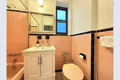 38-15 149 Street #2D, Flushing, NY 11354 - Photo 11