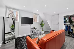 2033 Hering Ave, Bronx, NY 10461 - Photo 17