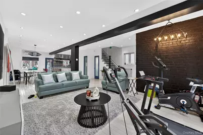 2033 Hering Avenue, Bronx, NY 10461 - Photo 11