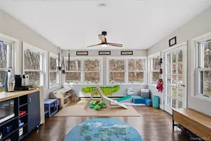 11 Split Rock Rd, Mahopac, NY 10541 - Photo 9