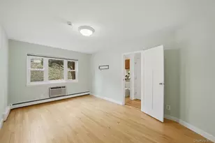 667 Pelham Rd, New Rochelle, NY 10805 - Photo 5