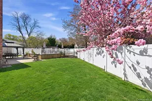 1600 Milburn Ct, Wantagh, NY 11793 - Photo 33