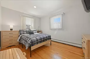 1600 Milburn Ct, Wantagh, NY 11793 - Photo 17