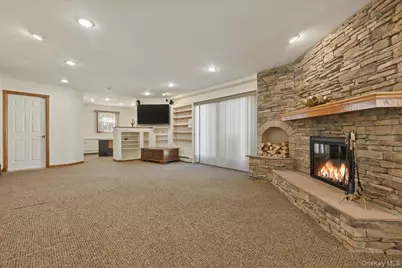 1600 Milburn Court, Wantagh, NY 11793 - Photo 25
