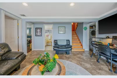 34 Secatogue Lane E, West Islip, NY 11795 - Photo 33