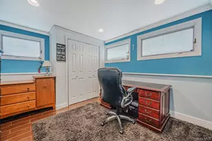 34 Secatogue Ln E, West Islip, NY 11795 - Photo 35