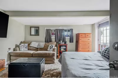 34 Secatogue Lane E, West Islip, NY 11795 - Photo 39