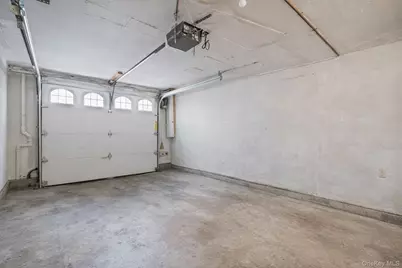 34 Secatogue Lane E, West Islip, NY 11795 - Photo 41