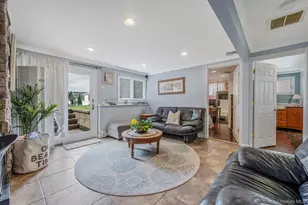 34 Secatogue Ln E, West Islip, NY 11795 - Photo 31