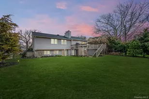 34 Secatogue Ln E, West Islip, NY 11795 - Photo 43