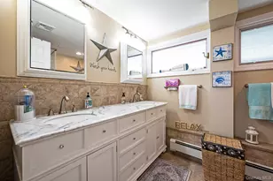 34 Secatogue Ln E, West Islip, NY 11795 - Photo 37