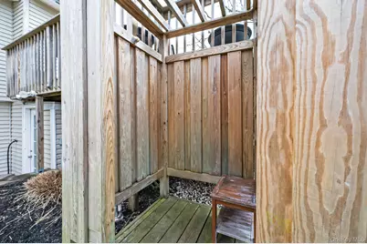 34 Secatogue Lane E, West Islip, NY 11795 - Photo 47