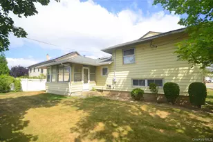 1474 Stephen Marc Ln, East Meadow, NY 11554 - Photo 15