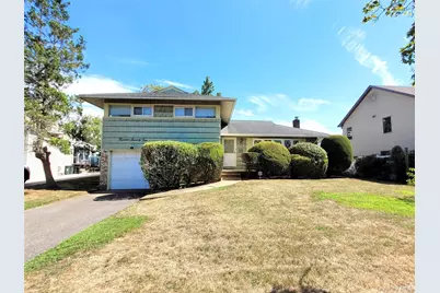 1474 Stephen Marc Lane, East Meadow, NY 11554 - Photo 1