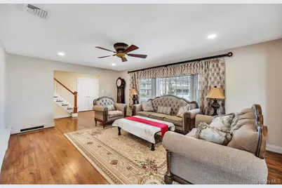 30 County Line Road, Farmingdale, NY 11735 - Photo 7