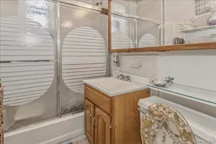 21-36 77th St, East Elmhurst, NY 11370 - Photo 15