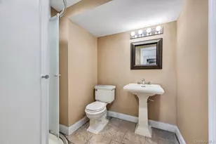 5 Kittiwake Ln, Babylon, NY 11702 - Photo 33