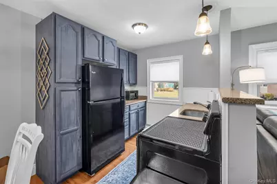 4 Rose Street Unit #1-A1, Oceanside, NY 11572 - Photo 13