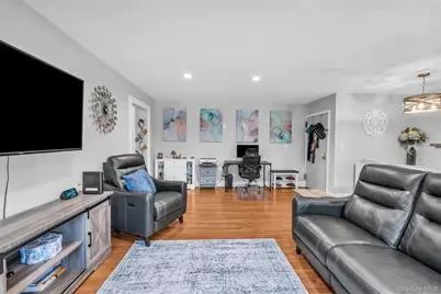 4 Rose Street Unit #1-A1, Oceanside, NY 11572 - Photo 7