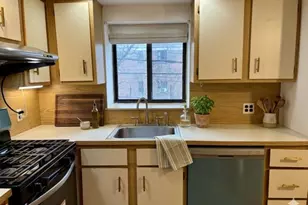 56-16 Seabury St, Elmhurst, NY 11373 - Photo 3