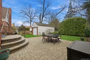 175 Locust St, Floral Park, NY 11001 - Photo 27