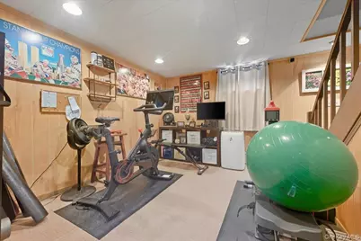 175 Locust Street, Floral Park, NY 11001 - Photo 23