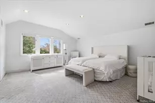 1040 Links Rd, Woodmere, NY 11598 - Photo 39