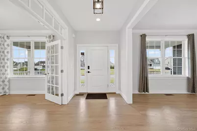 12 Kensington Lane, Poughkeepsie, NY 12603 - Photo 5