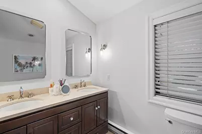 39 Chestnut Lane, Woodbury, NY 11797 - Photo 25