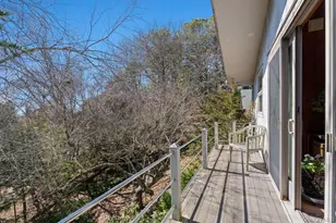 27 Atterbury Rd, Southampton, NY 11968 - Photo 9