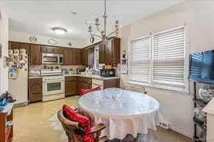 196-52 45th Dr, Flushing, NY 11358 - Photo 15