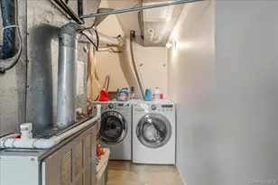 196-52 45th Dr, Flushing, NY 11358 - Photo 17