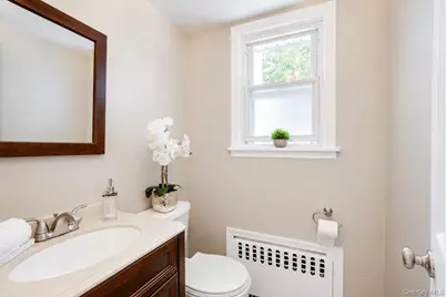 24 High Street, Locust Valley, NY 11560 - Photo 21