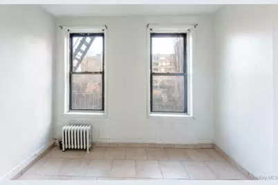 529 E. 12th Street #C5, New York, NY 10009 - Photo 3