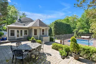 80 Skunks Misery Rd, Locust Valley, NY 11560 - Photo 23