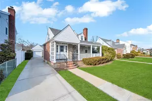 655 Joy Blvd, Baldwin, NY 11510 - Photo 17