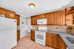 600 Astor St, Elmont, NY 11003 - Photo 7