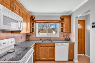 600 Astor St, Elmont, NY 11003 - Photo 5