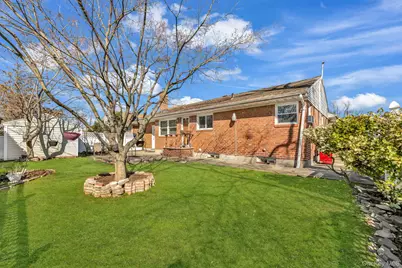 600 Astor Street, Elmont, NY 11003 - Photo 37