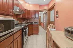 60-51 68th Ave, Ridgewood, NY 11385 - Photo 17