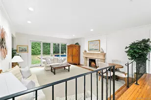 669 Hill St, Southampton, NY 11968 - Photo 3