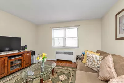 8237 Langdale Street #114A, Floral Park, NY 11040 - Photo 3