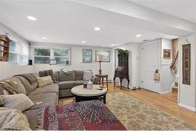 7 Bluebird Lane, Huntington, NY 11743 - Photo 9